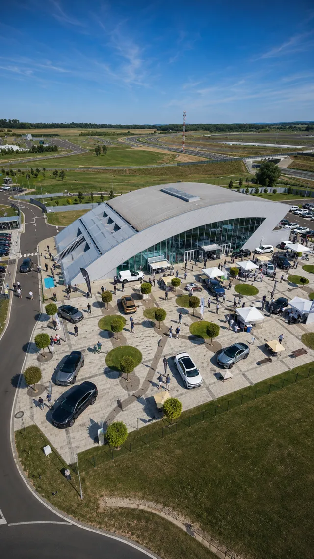 GreenTech vizuális képkocka 2